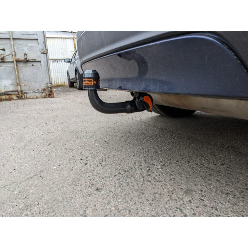 Фаркоп ARAGON на BMW X4 2014–2018  Арт. E0812AV (F26)