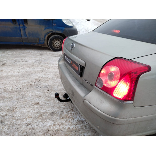 Фаркоп Лидер Плюс на TOYOTA Avensis 2003–2009  Арт. T102-A 