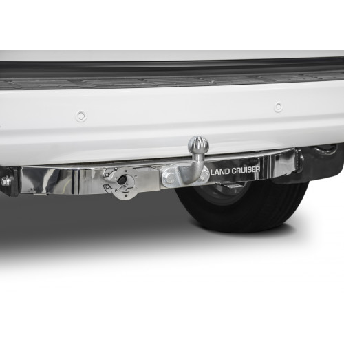 Фаркоп BERG на Toyota Land Cruiser 200 2007- Арт. F.5713.003 (кроме Executive) с нержавеющей накладкой